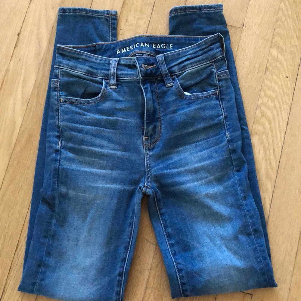 American Eagle NE(X)T Level High Waisted Jegging